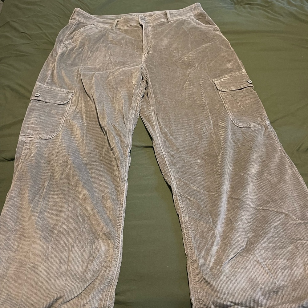 American Eagle corduroy cargos